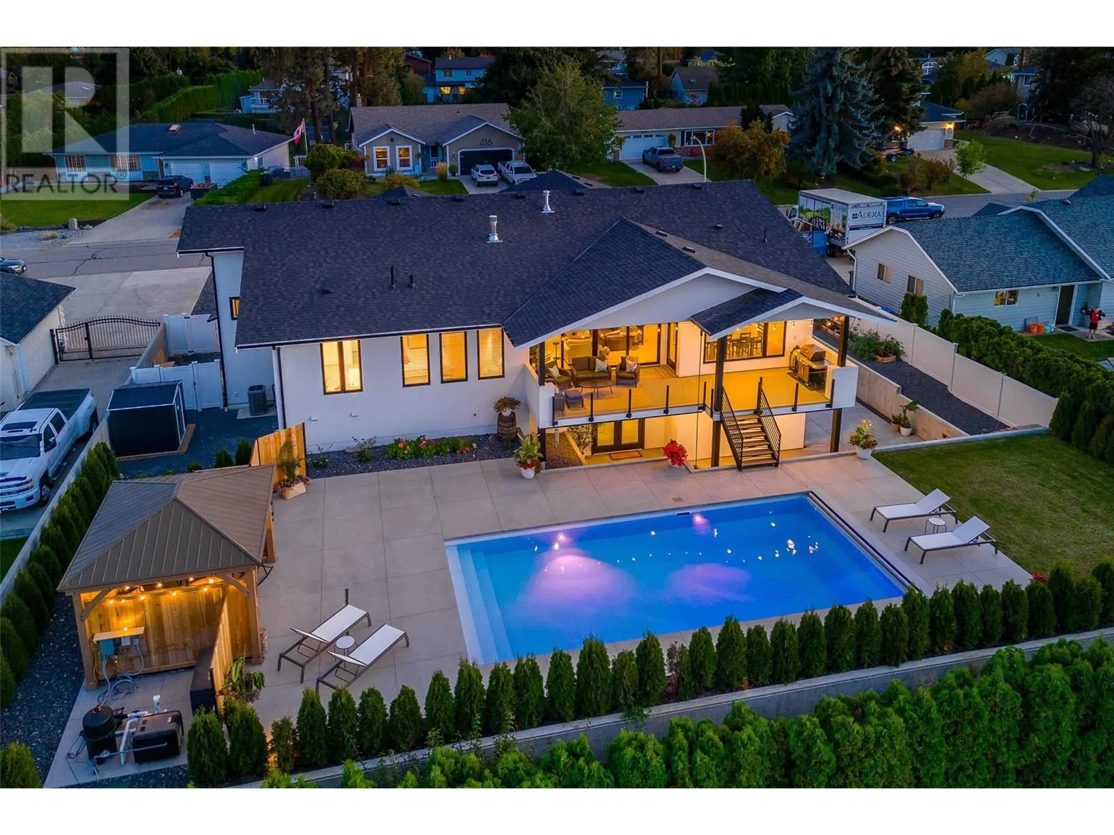 415 Curlew Drive