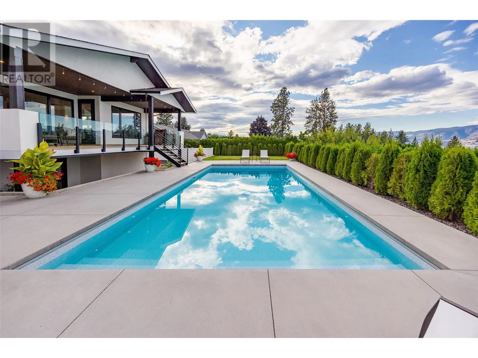 415 Curlew Drive