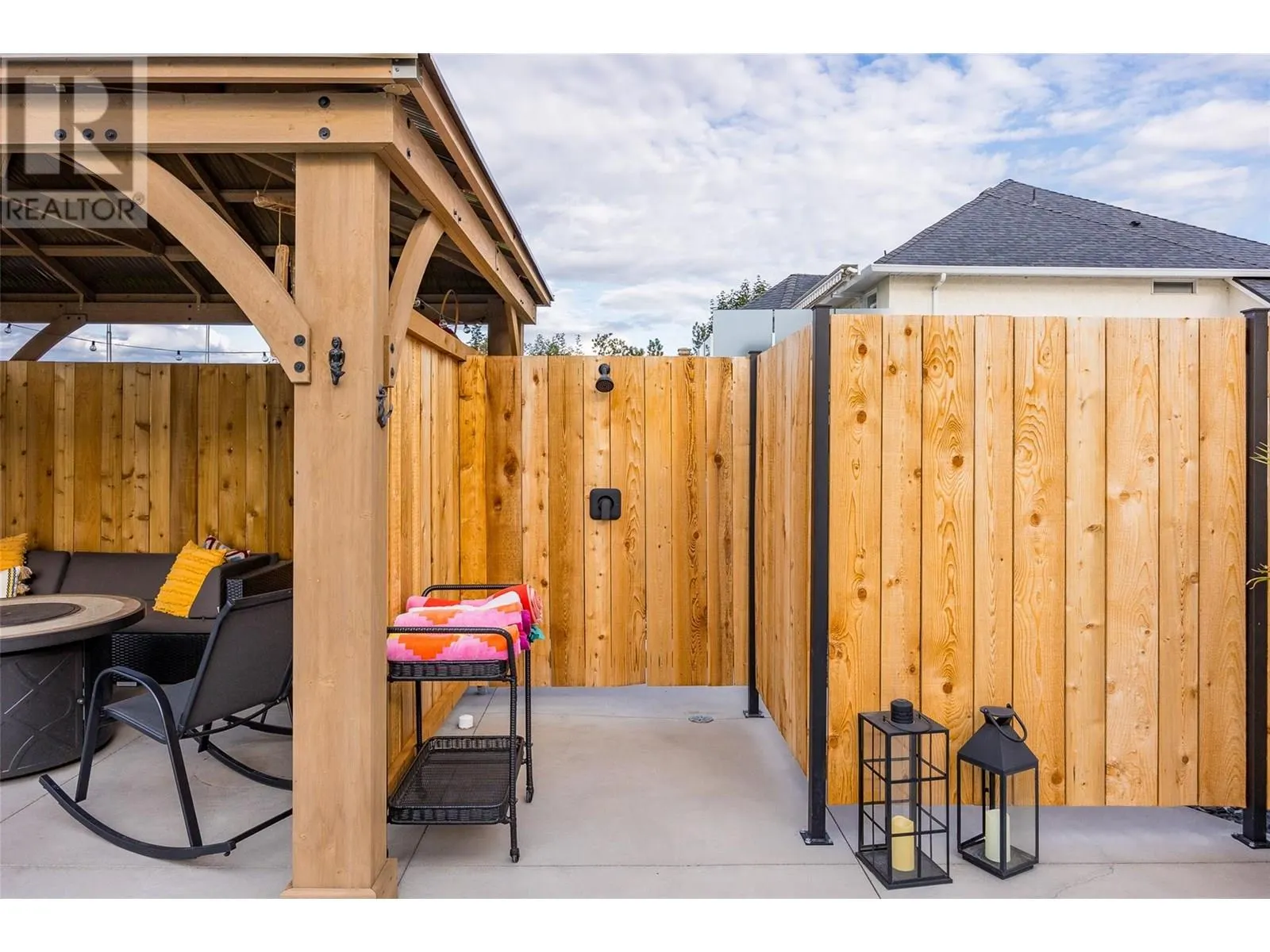 415 Curlew Drive
