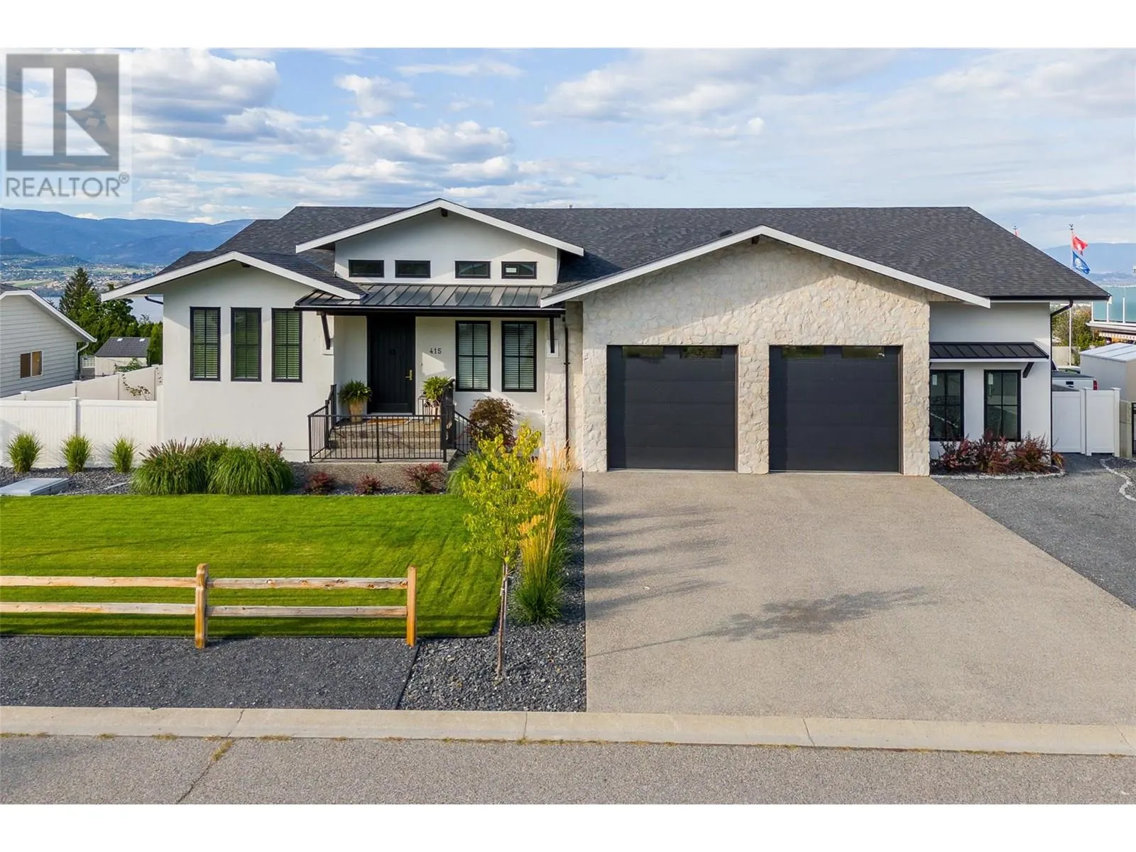 415 Curlew Drive