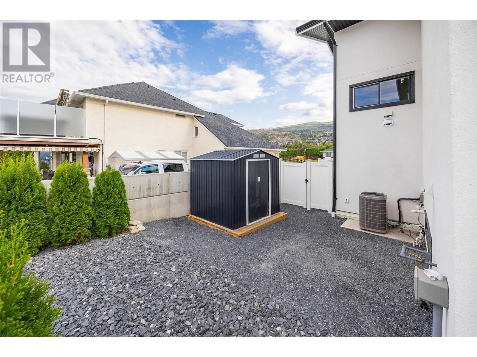 415 Curlew Drive