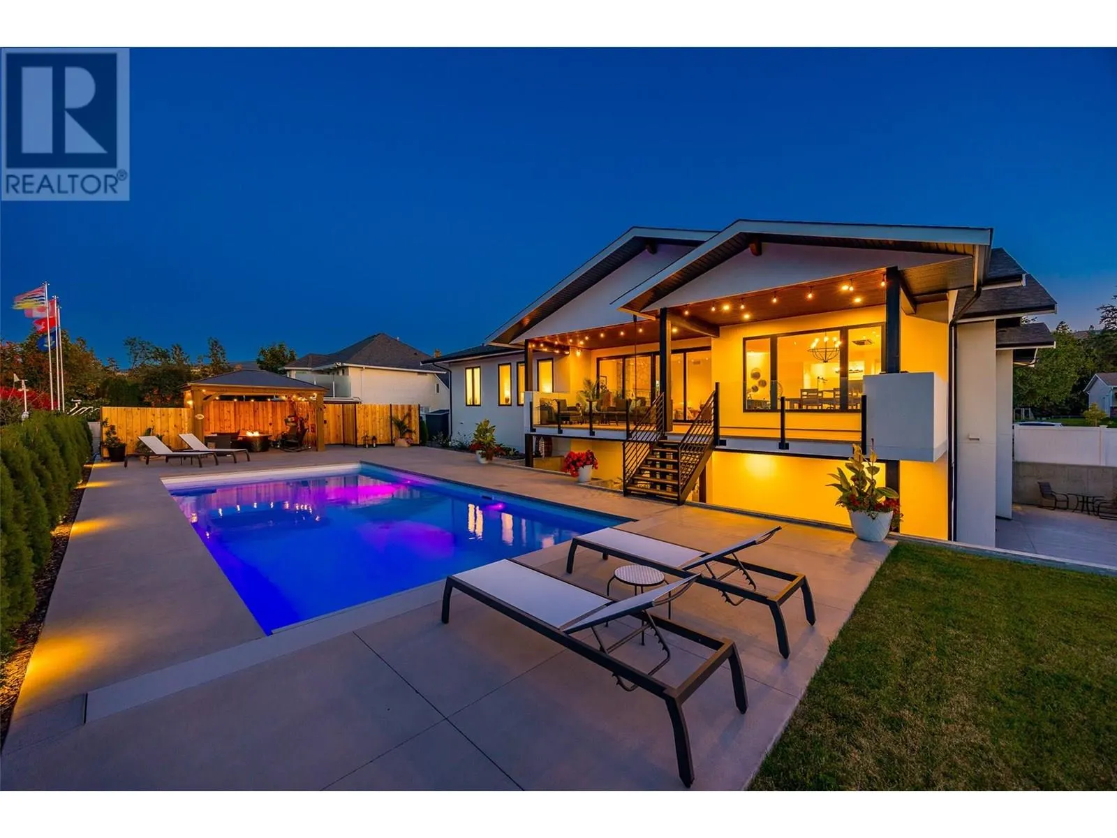 415 Curlew Drive