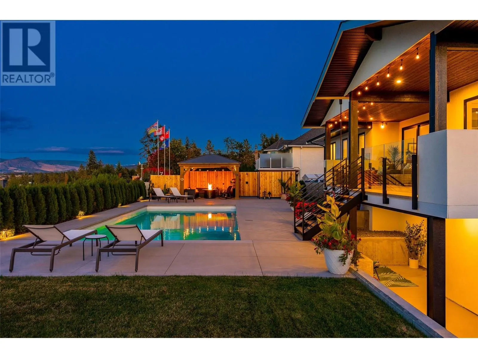 415 Curlew Drive