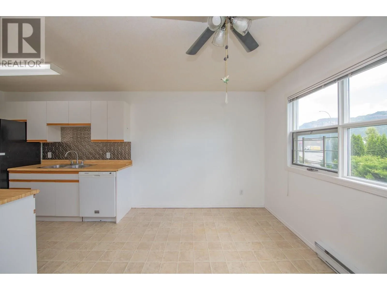703 Granville Avenue Unit# 103