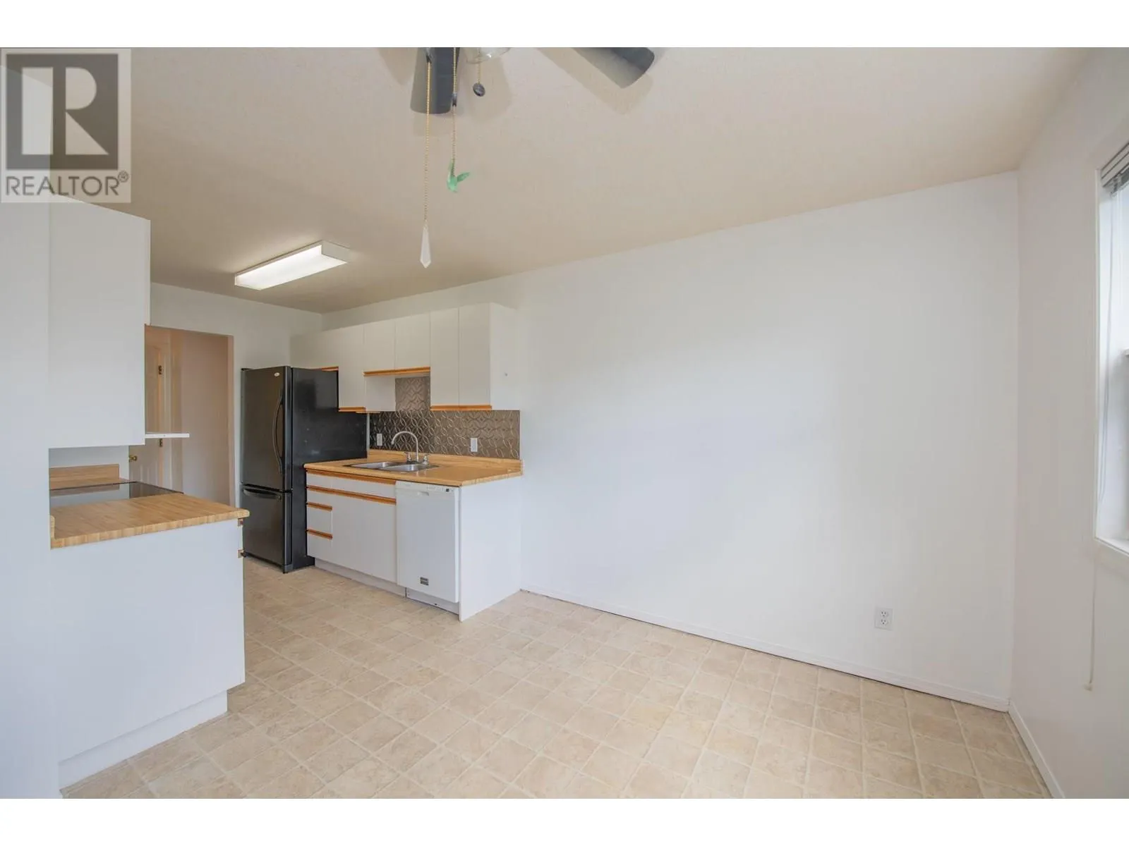 703 Granville Avenue Unit# 103