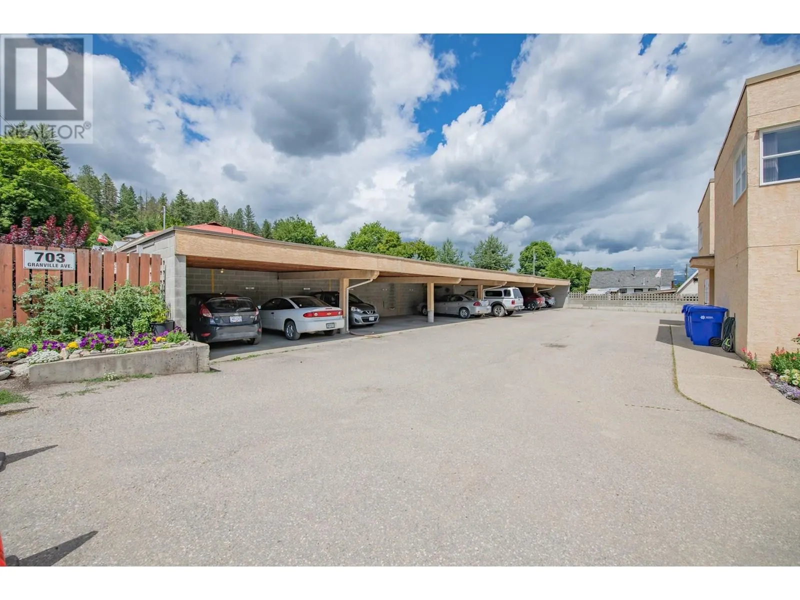 703 Granville Avenue Unit# 103