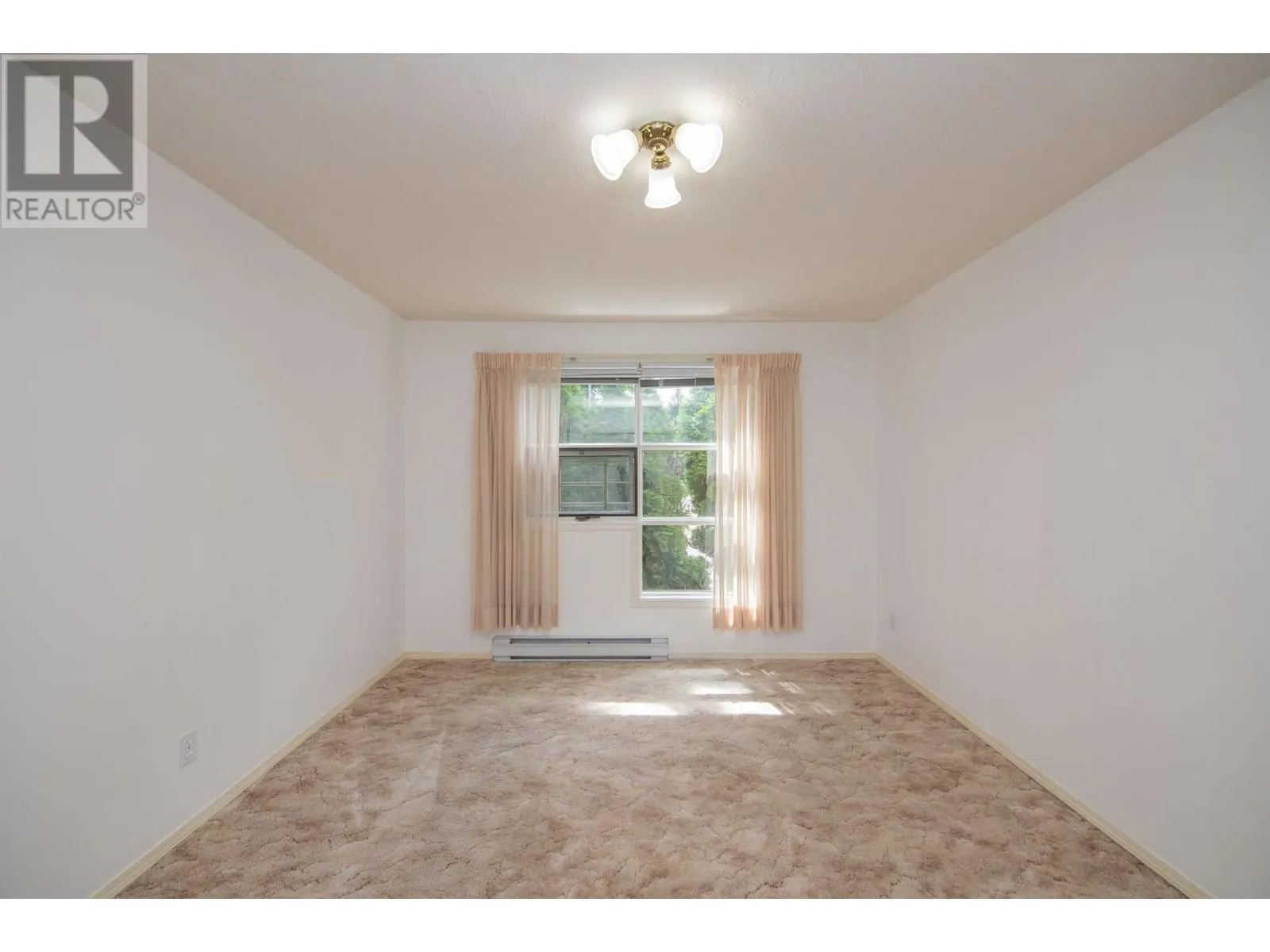703 Granville Avenue Unit# 103