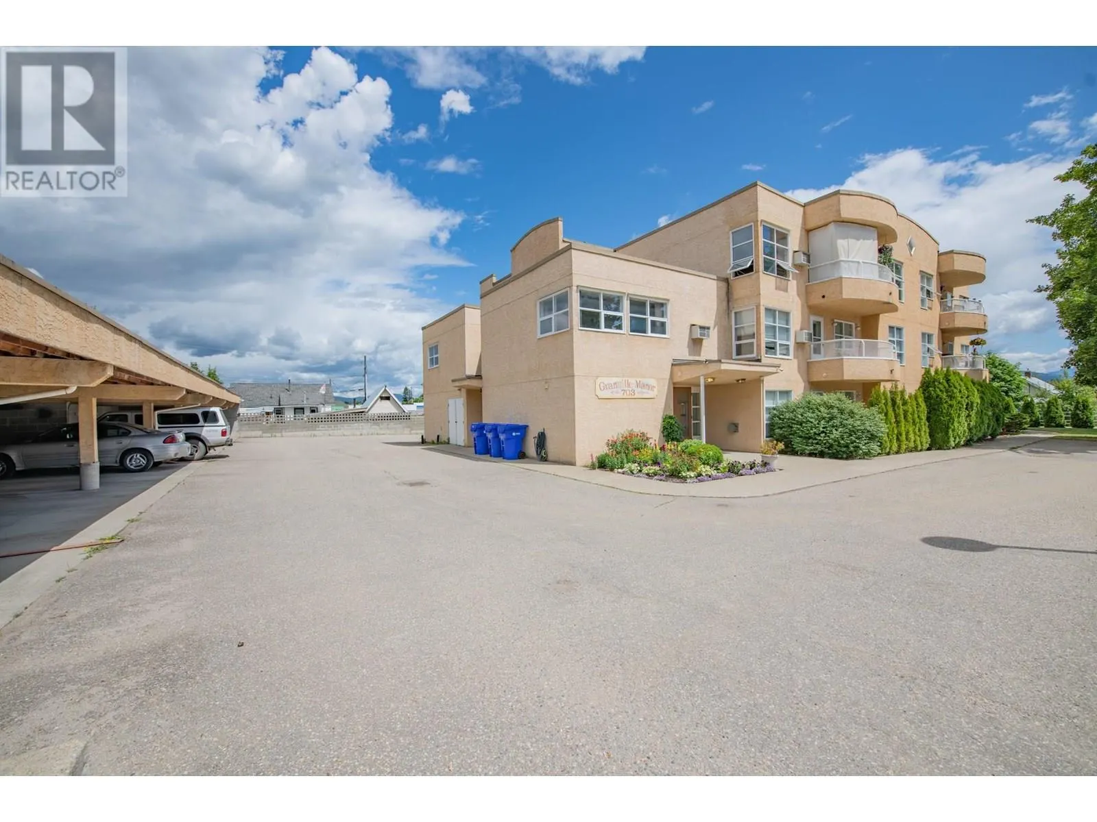 703 Granville Avenue Unit# 103