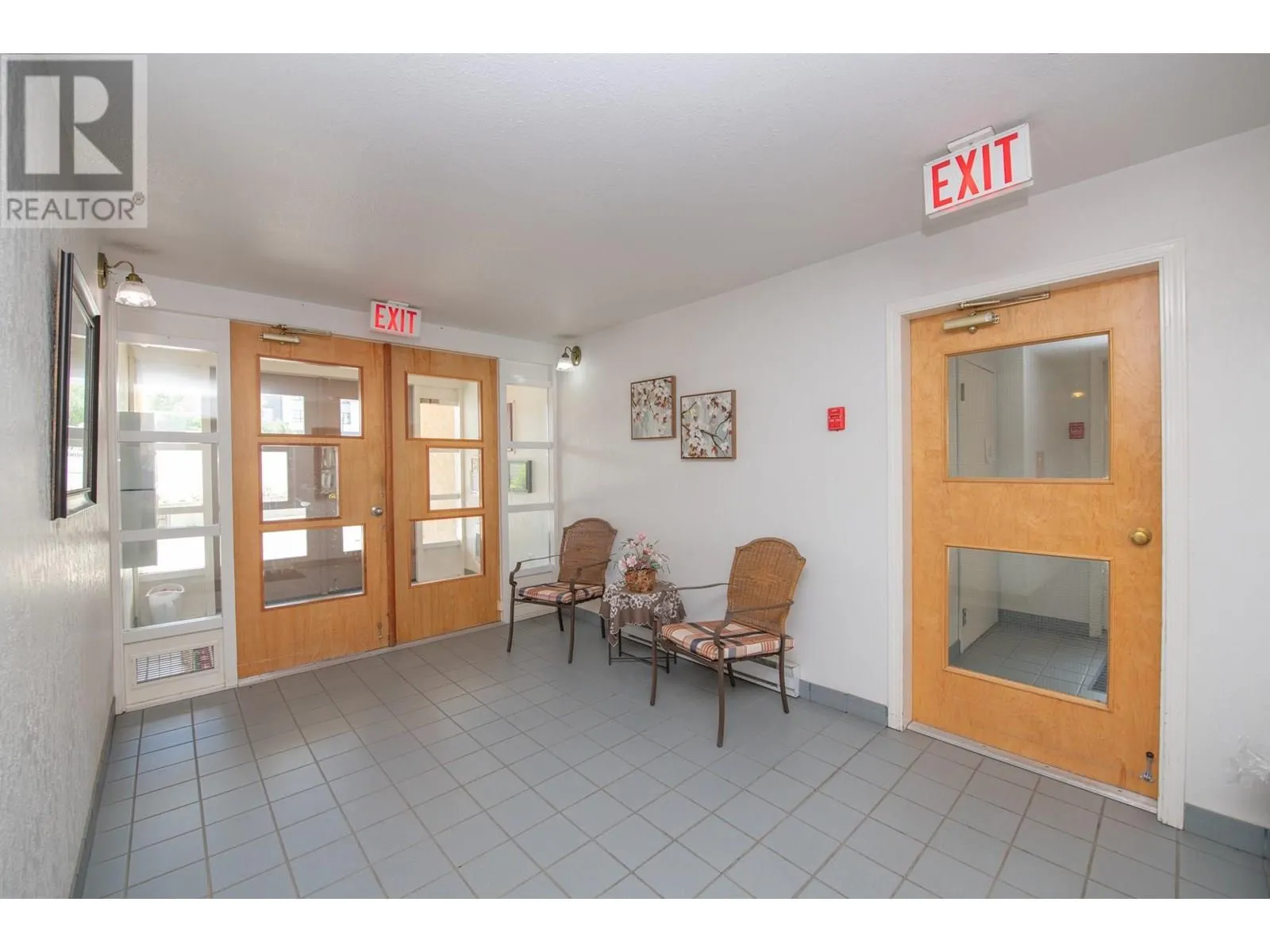 703 Granville Avenue Unit# 103
