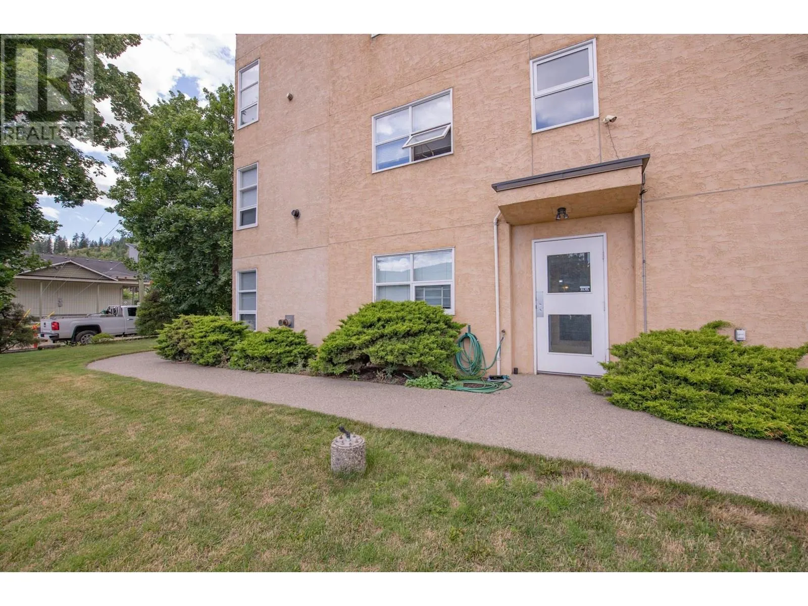 703 Granville Avenue Unit# 103
