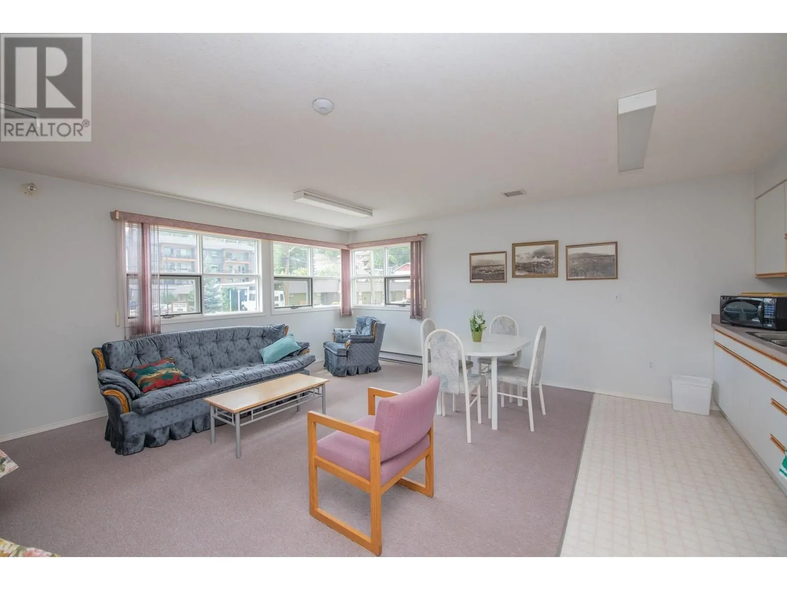 703 Granville Avenue Unit# 103