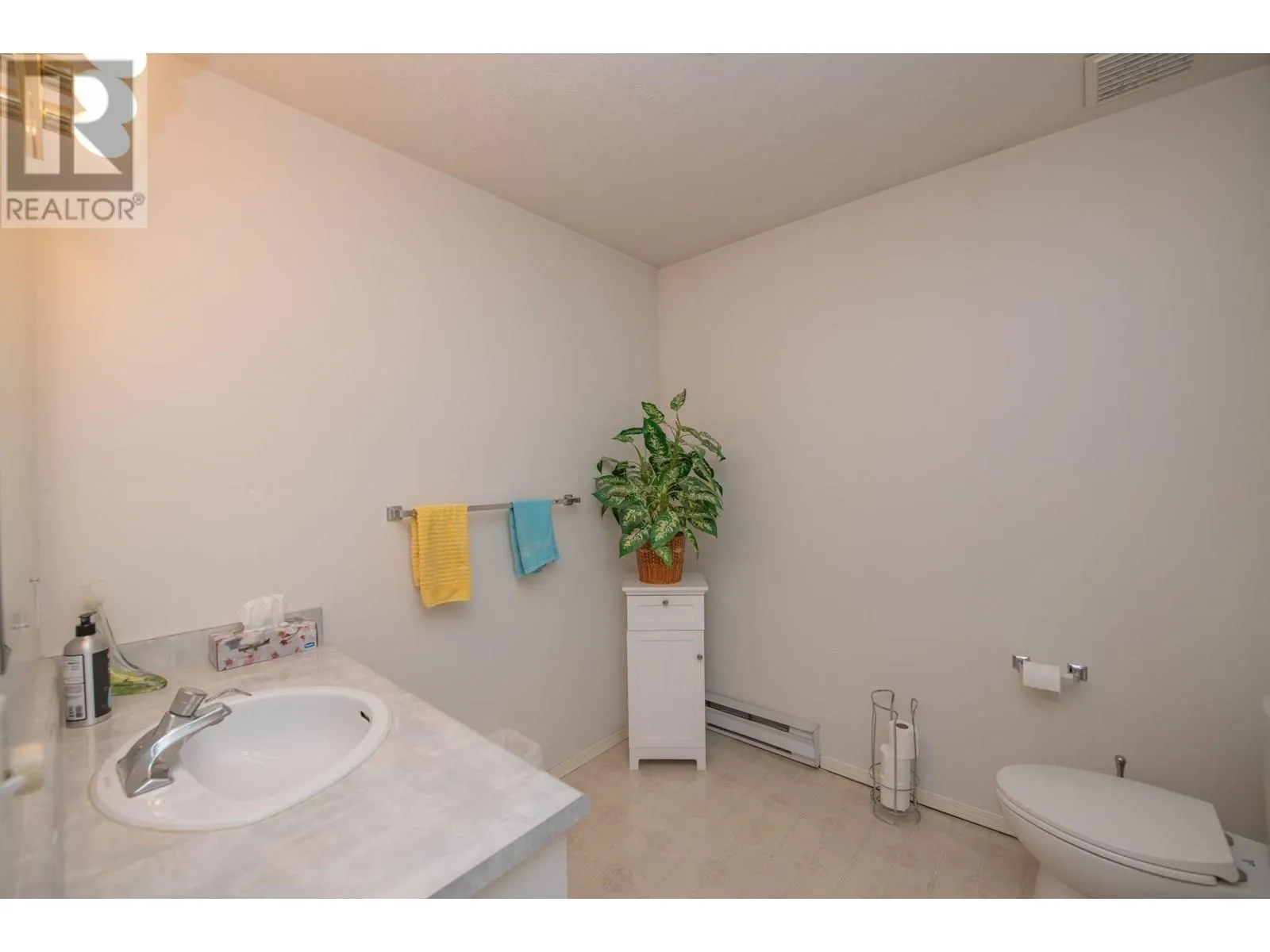 703 Granville Avenue Unit# 103