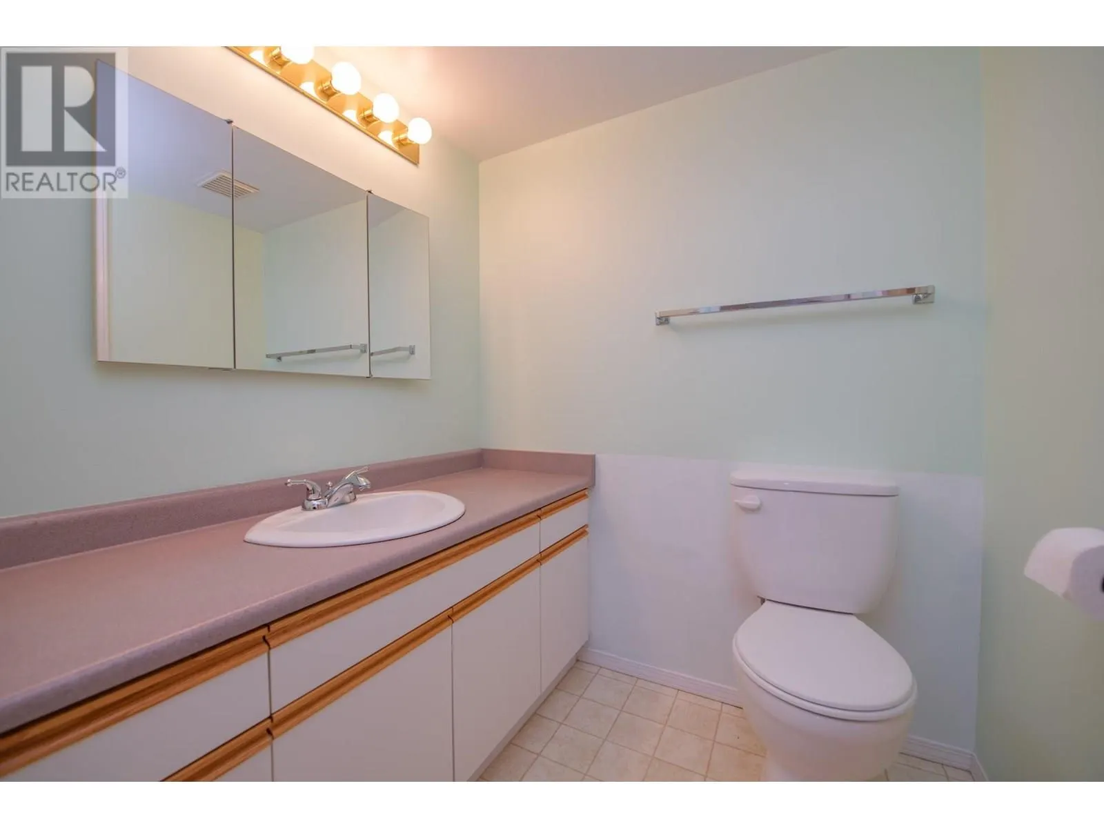 703 Granville Avenue Unit# 103