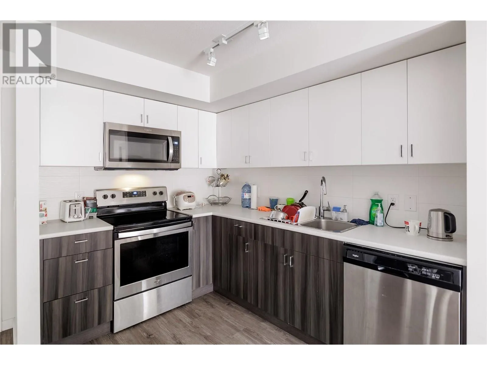655 Academy Way Unit# 107