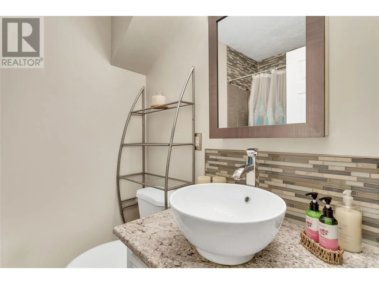3155 Gordon Drive Unit# 209
