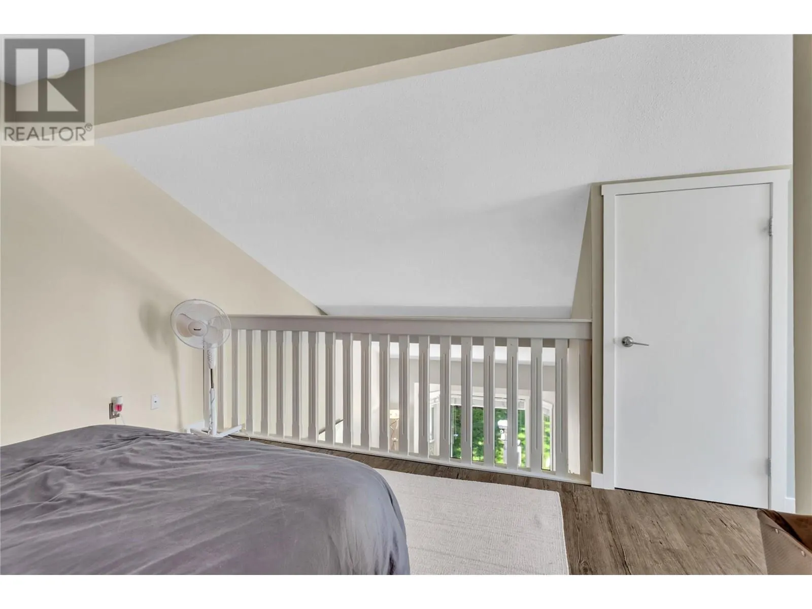3155 Gordon Drive Unit# 209