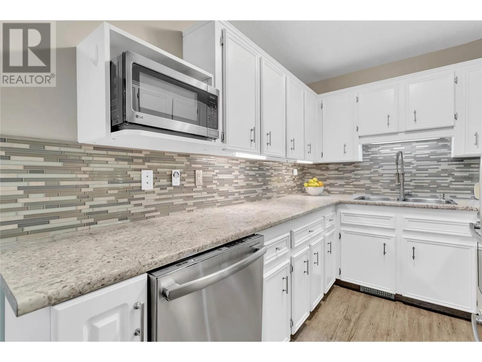3155 Gordon Drive Unit# 209