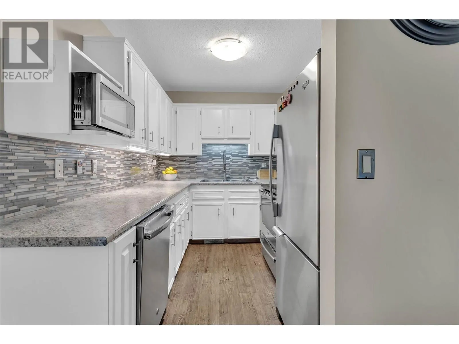 3155 Gordon Drive Unit# 209