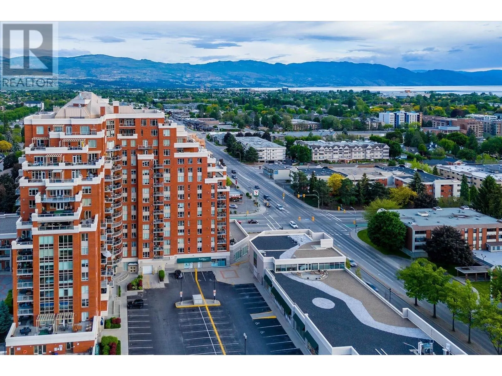 1160 Bernard Avenue Unit# 1207