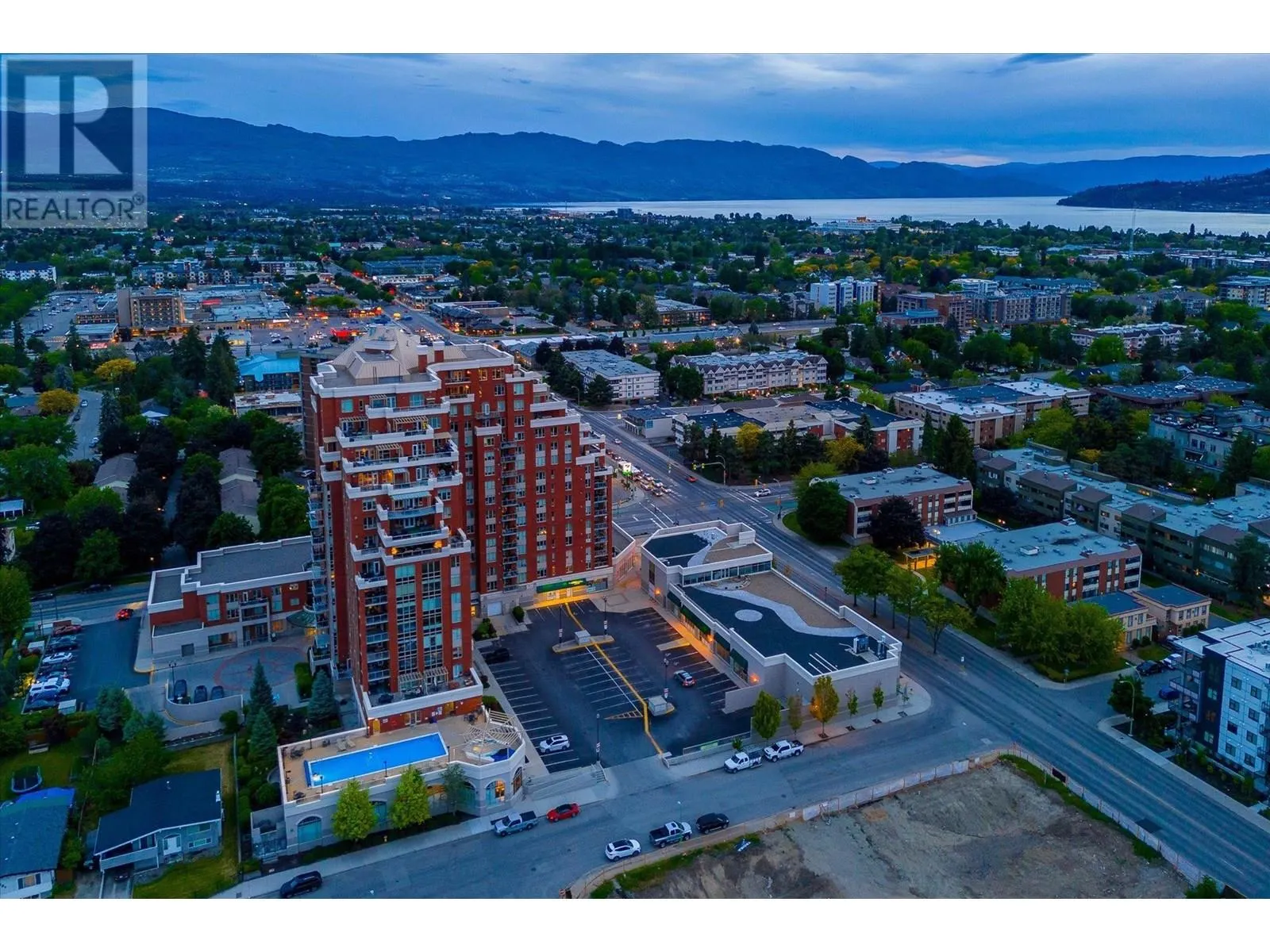 1160 Bernard Avenue Unit# 1207
