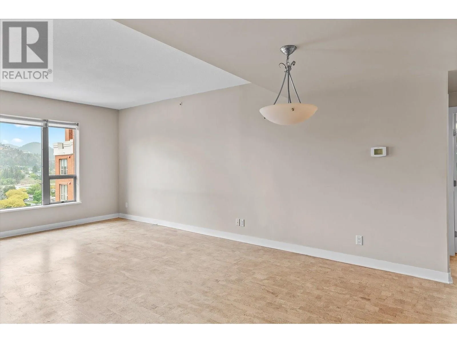 1160 Bernard Avenue Unit# 1207