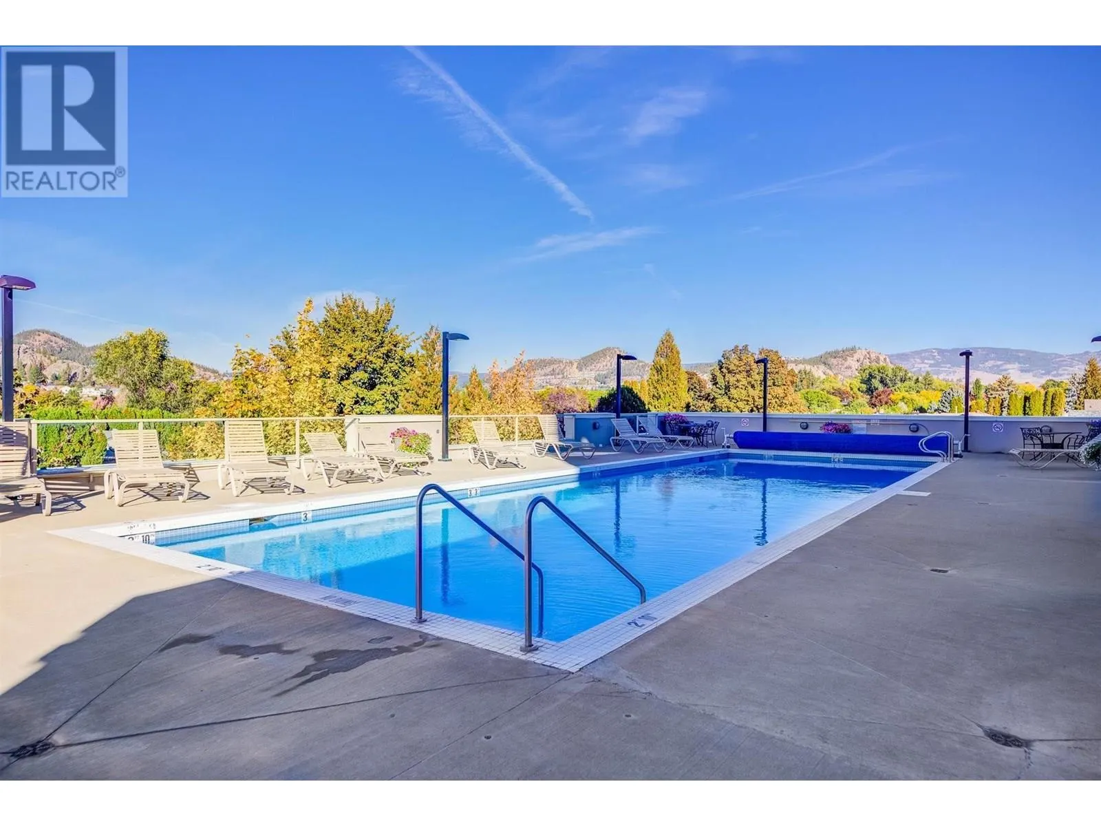 1160 Bernard Avenue Unit# 1207