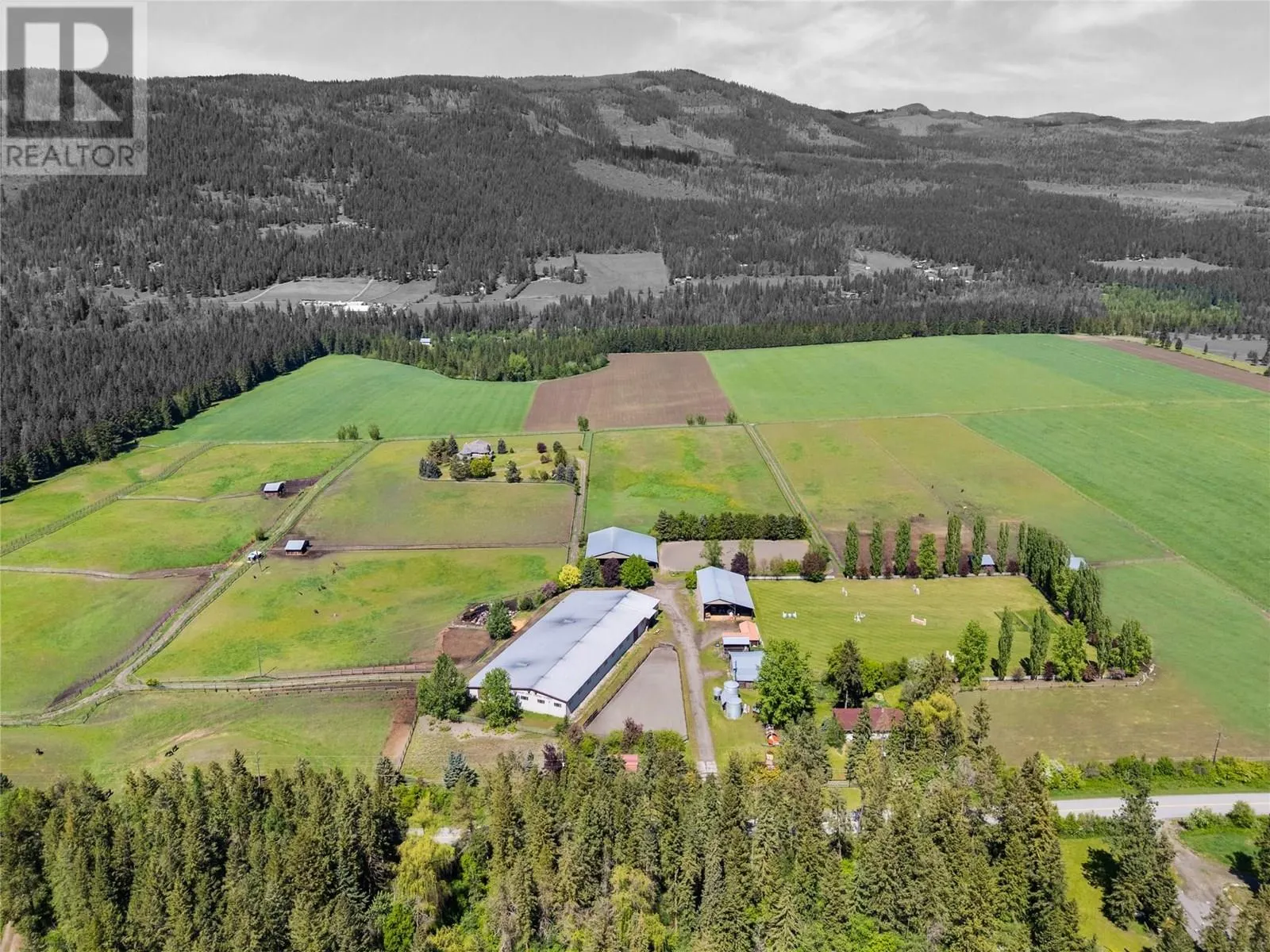 910 Lumby Mabel Lake Road