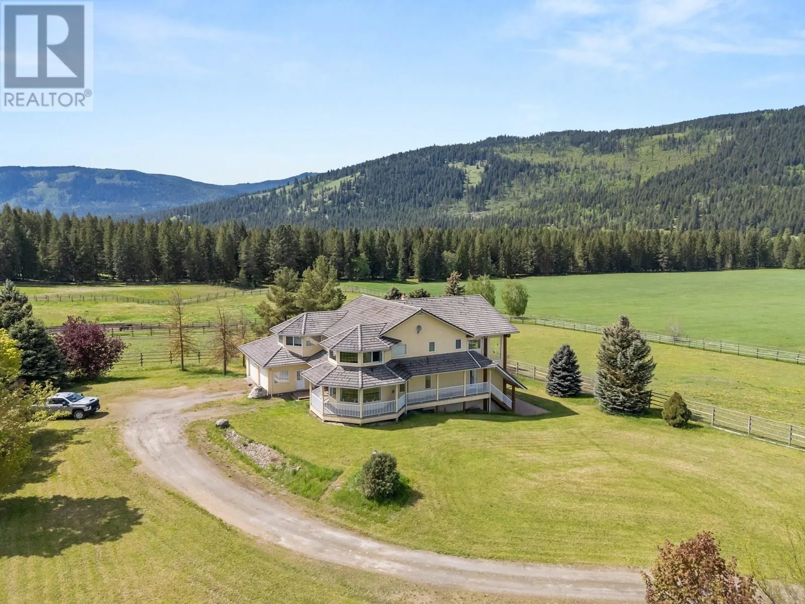 910 Lumby Mabel Lake Road