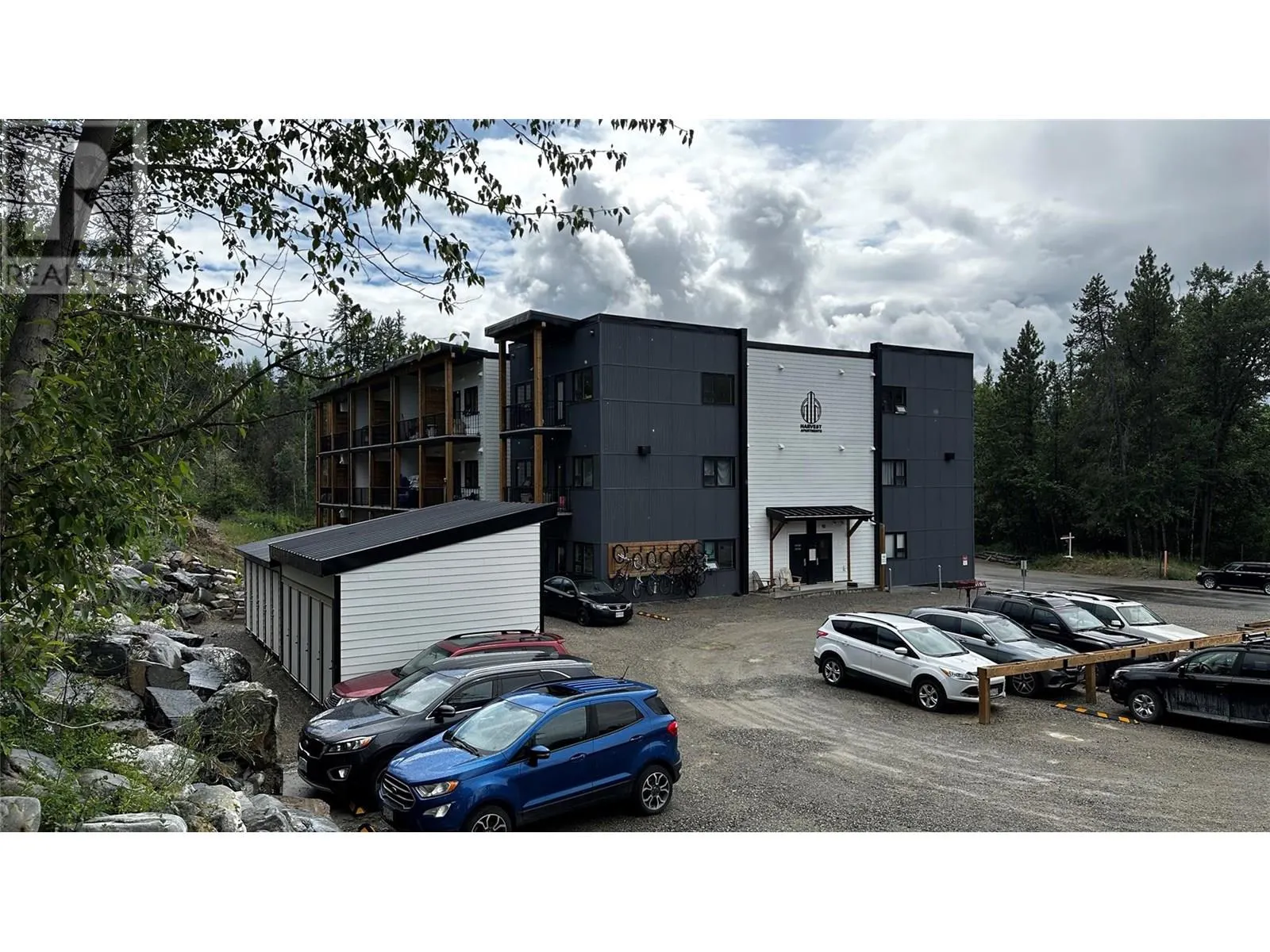 10 Jim Ogilvie Way