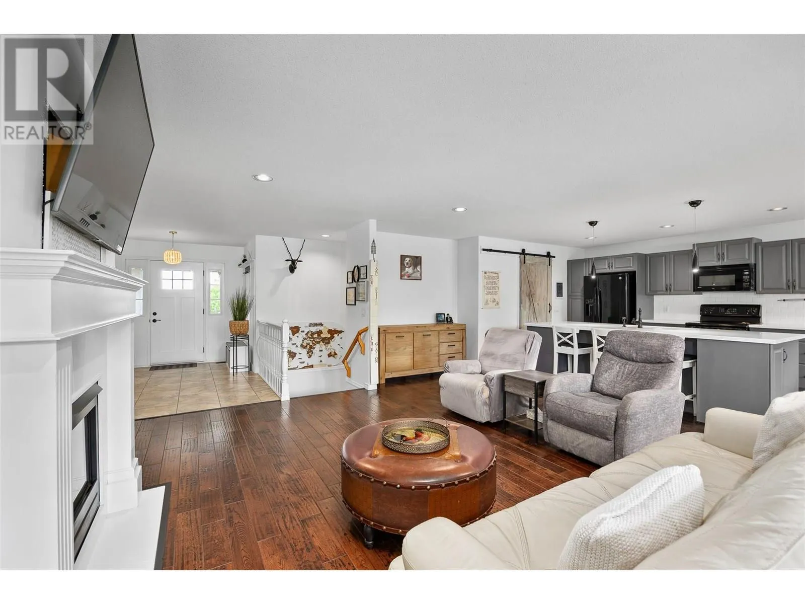 1503 Tanemura Crescent