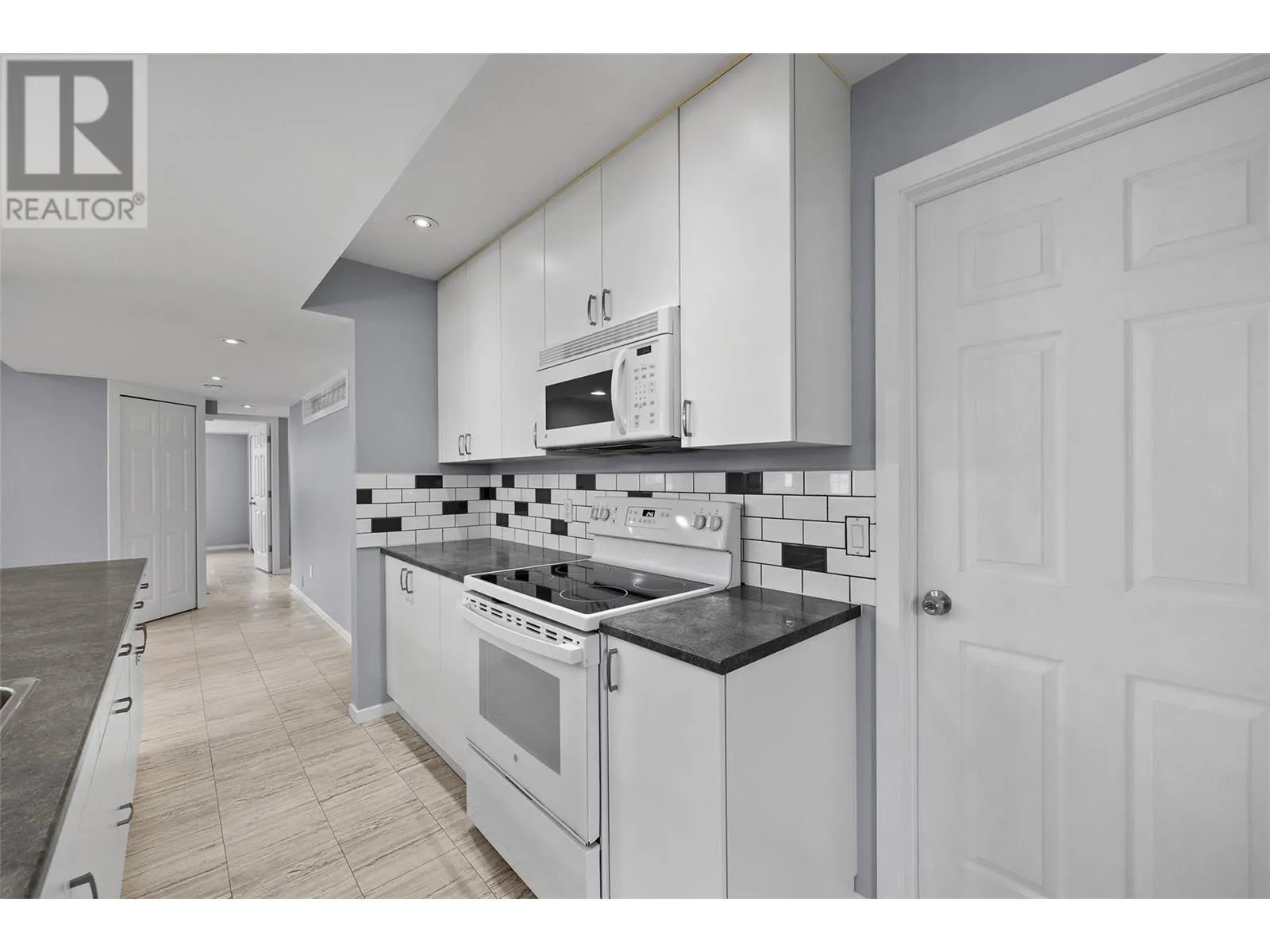 1503 Tanemura Crescent
