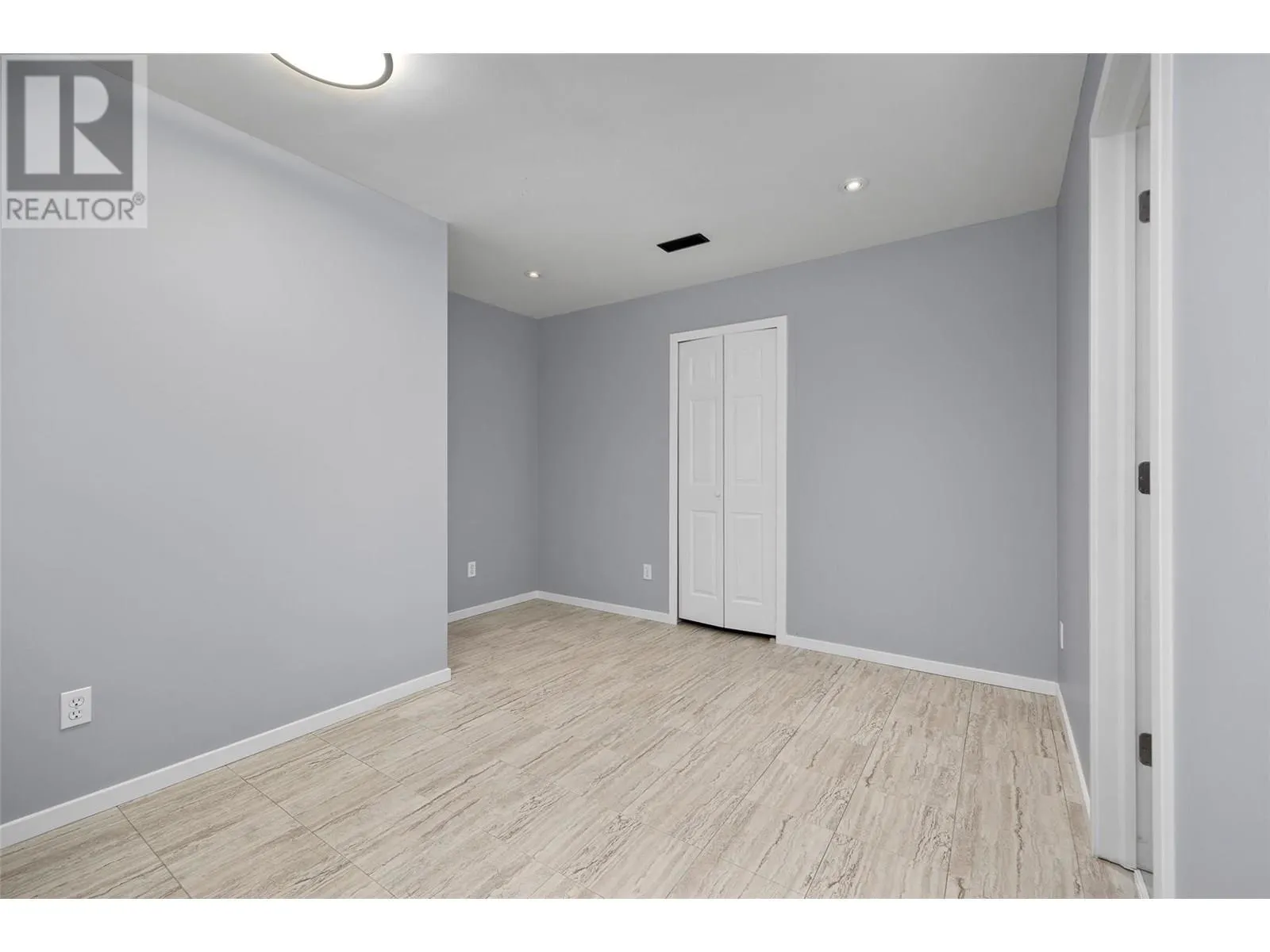 1503 Tanemura Crescent