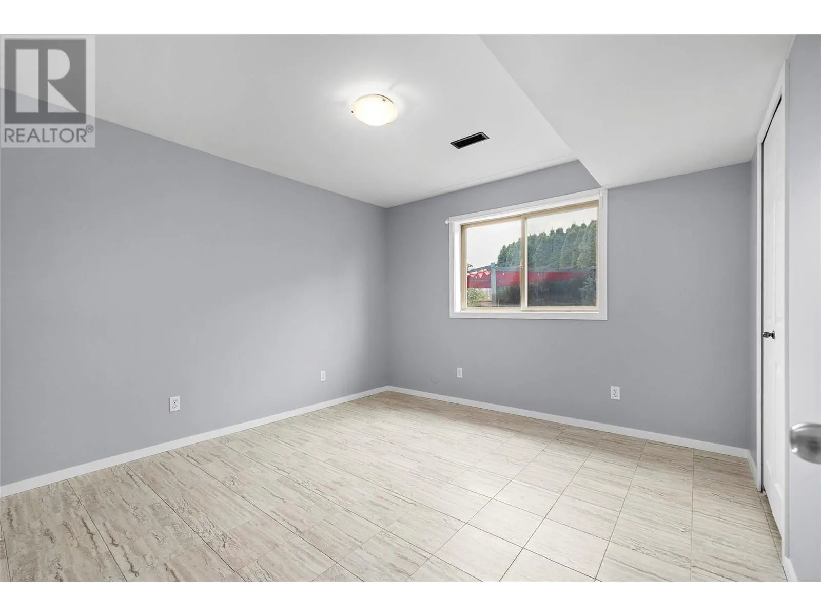 1503 Tanemura Crescent