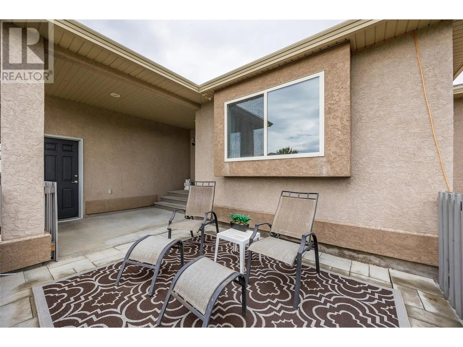 1503 Tanemura Crescent