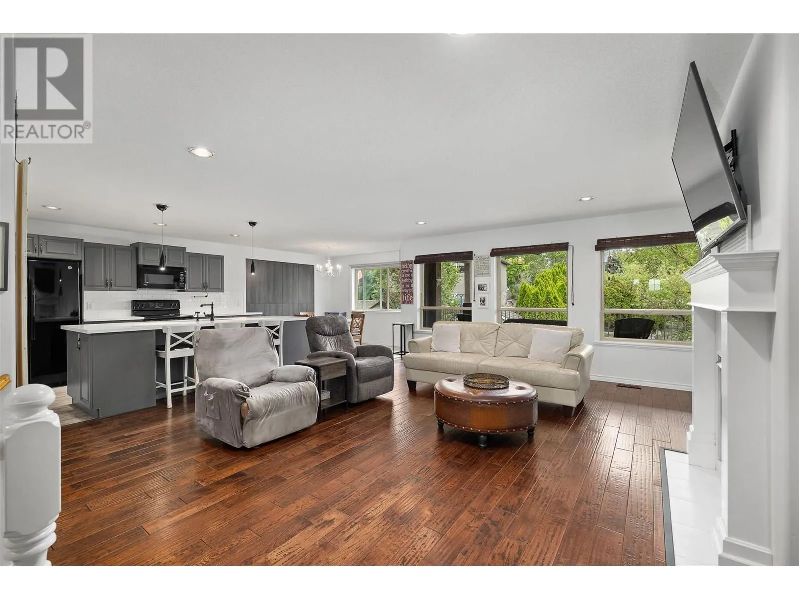 1503 Tanemura Crescent