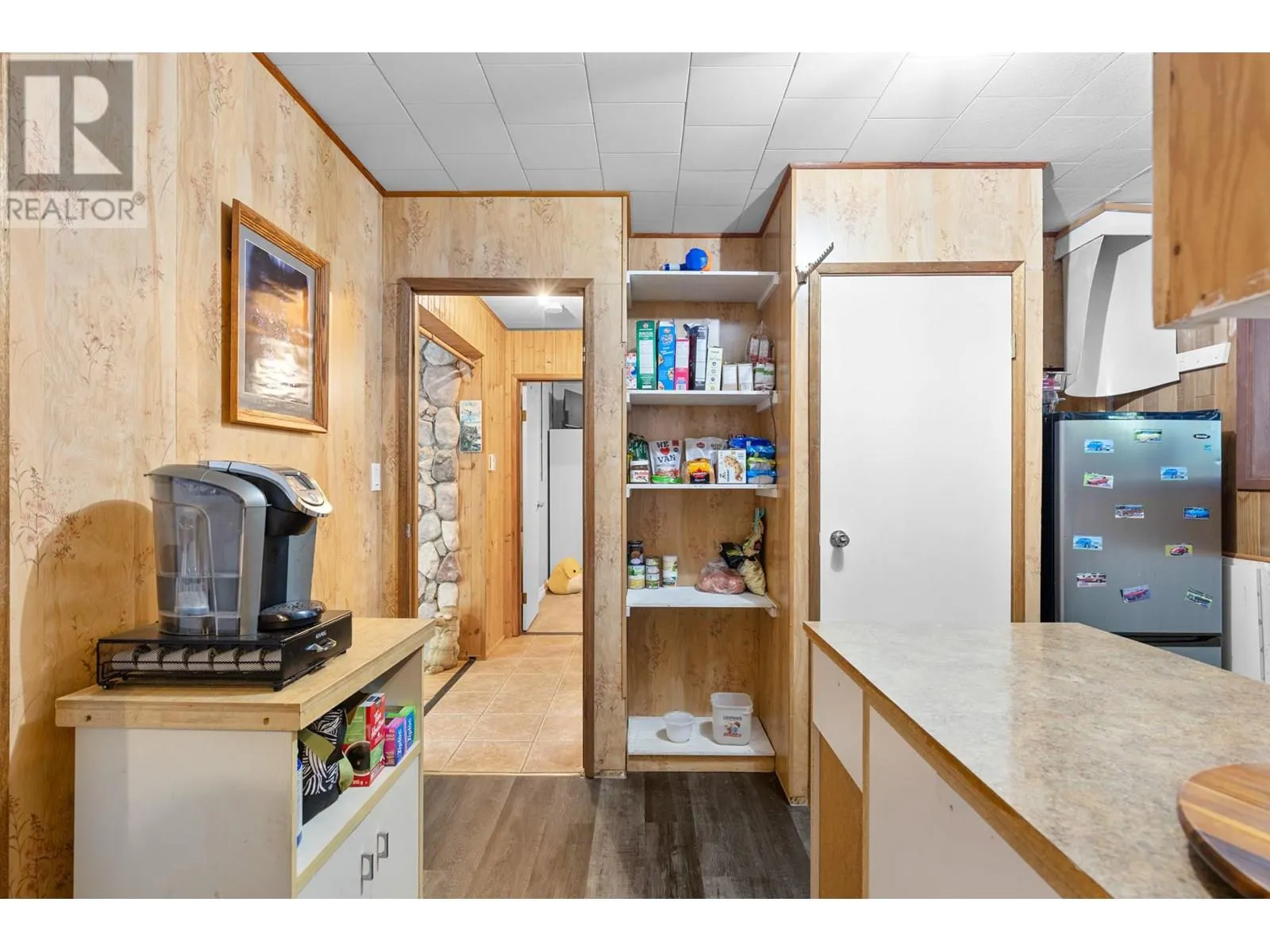 28000 GARNET VALLEY Road