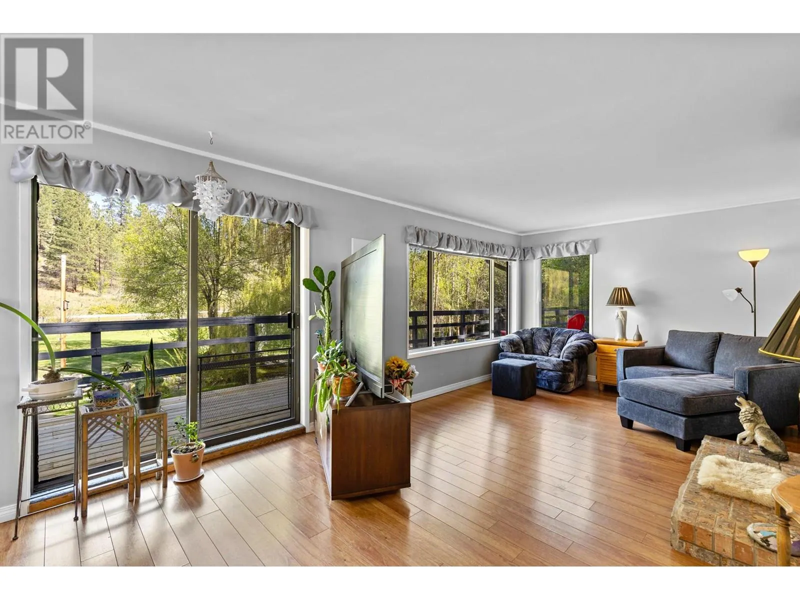 28000 GARNET VALLEY Road