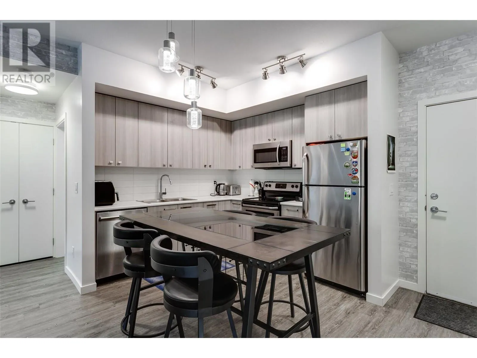 935 Academy Way Unit# 118 Lot# 15