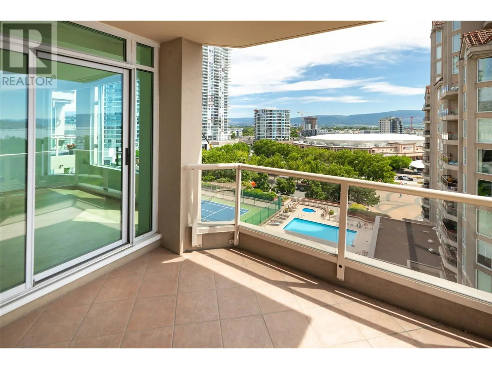 1152 Sunset Drive Unit# 1003