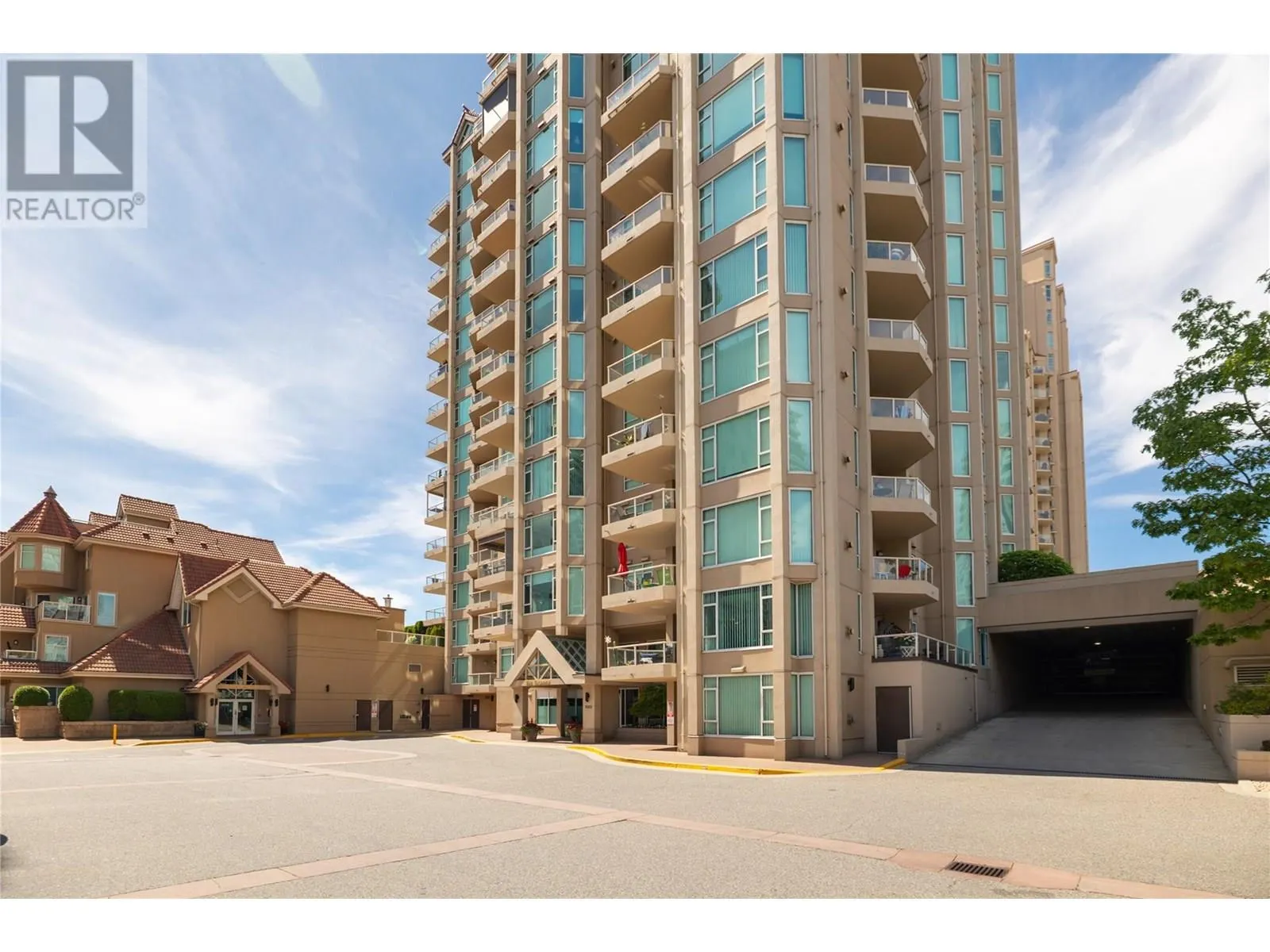 1152 Sunset Drive Unit# 1003