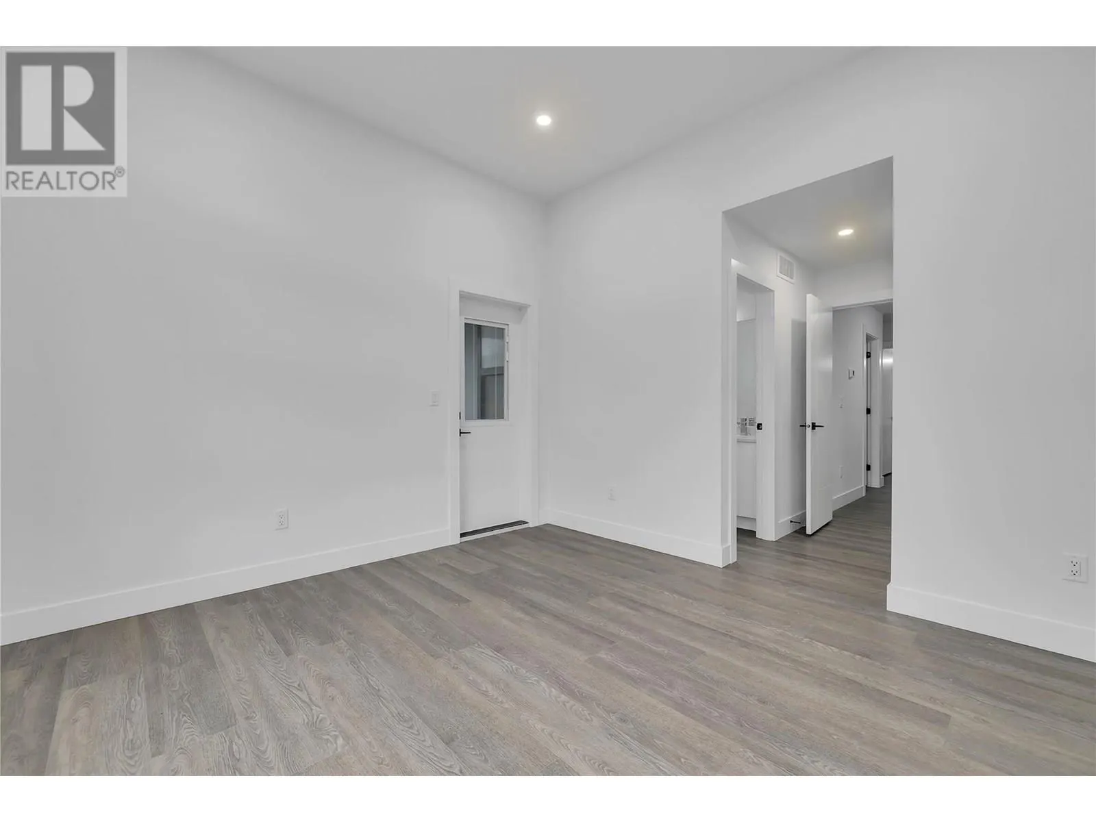 783 Burne Avenue Unit# 1