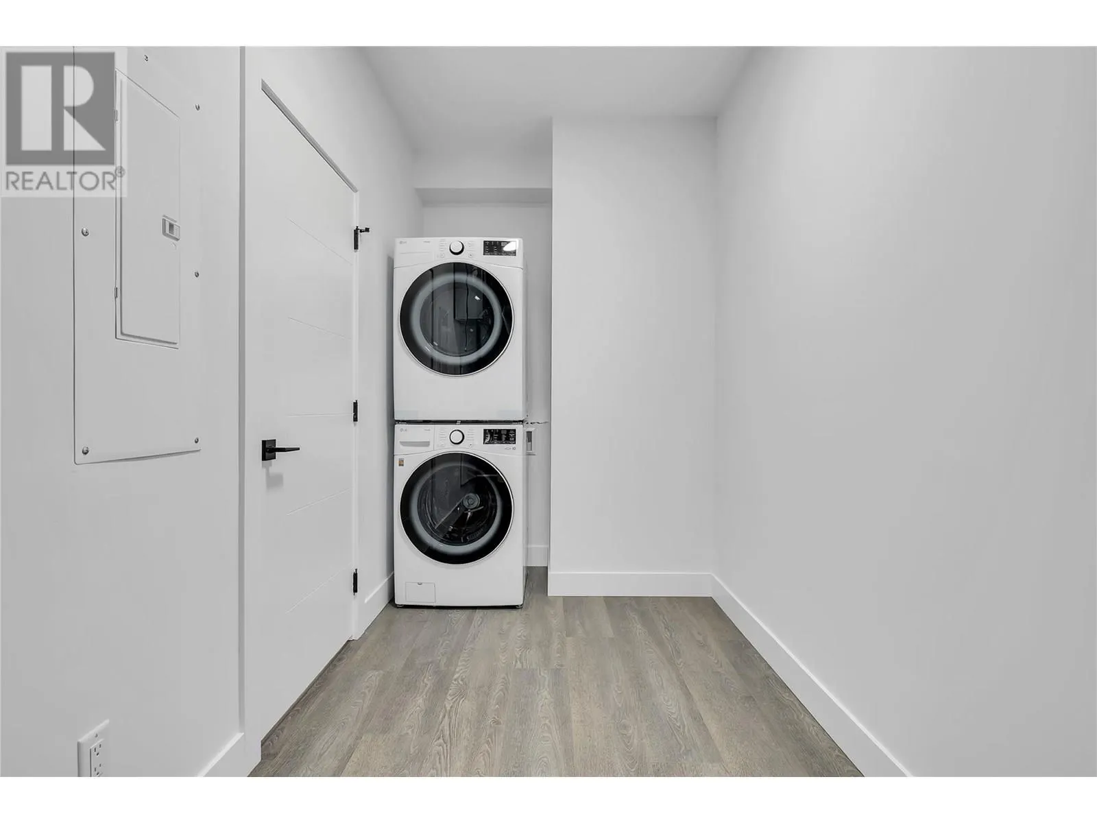 783 Burne Avenue Unit# 1