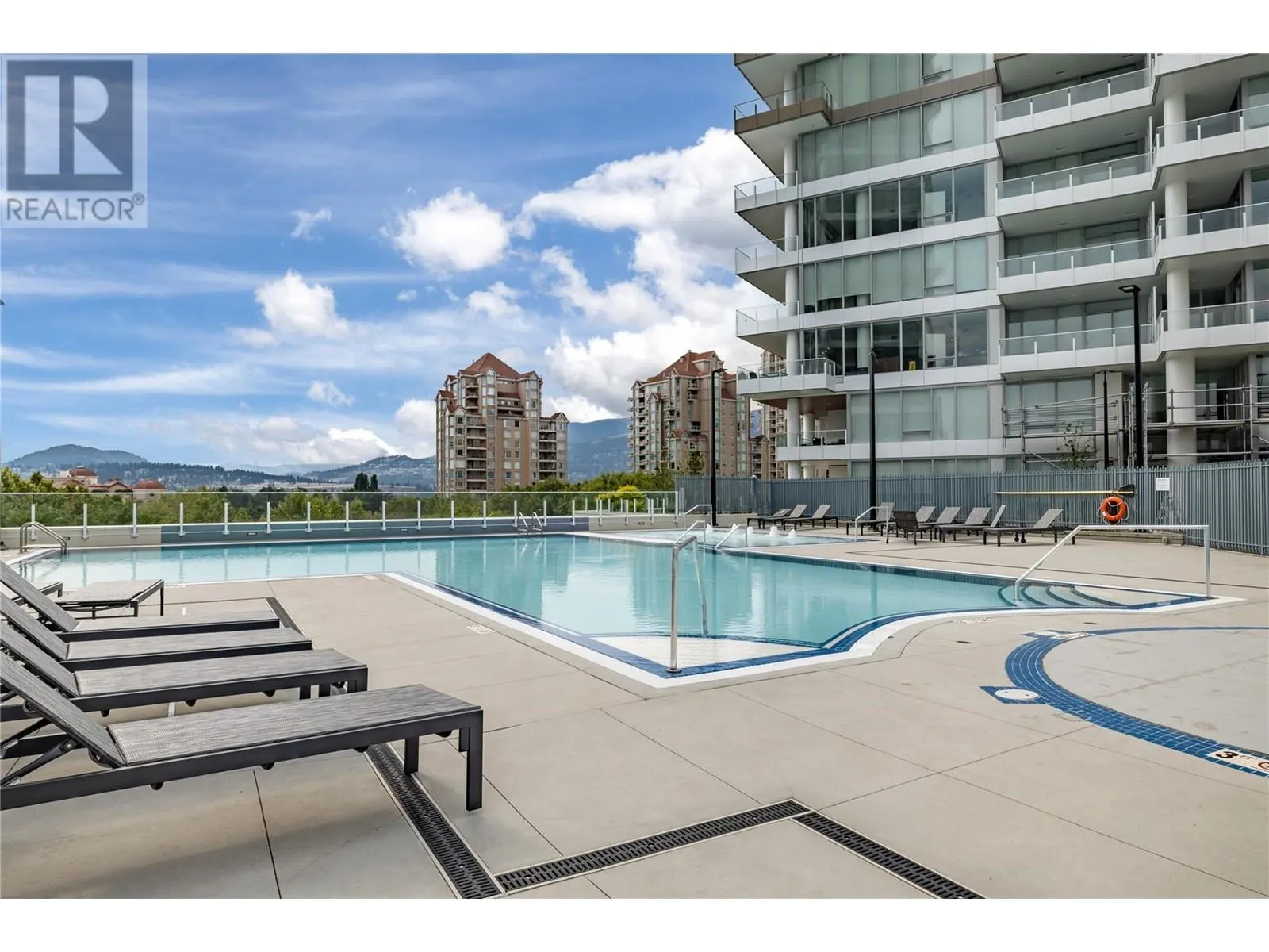 1181 Sunset Drive Unit# 2207