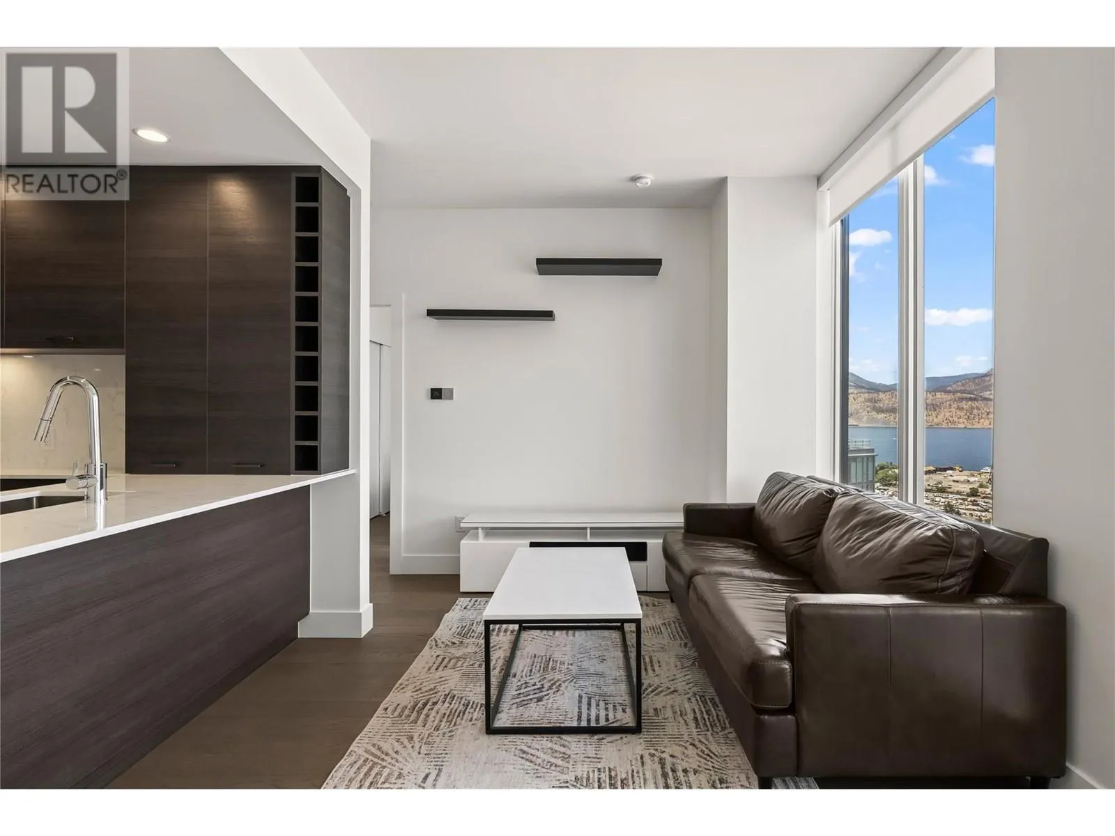 1181 Sunset Drive Unit# 2207