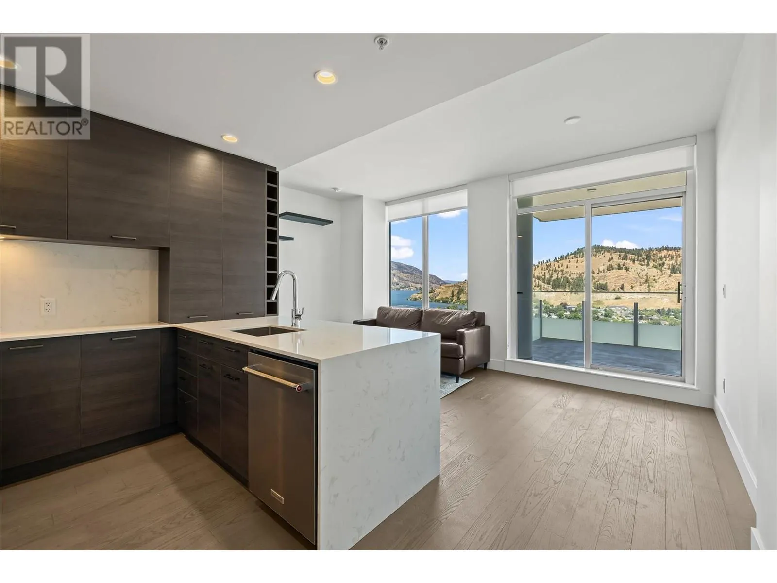 1181 Sunset Drive Unit# 2207