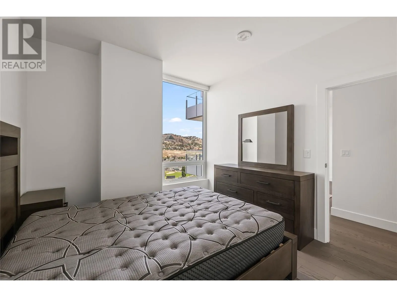 1181 Sunset Drive Unit# 2207