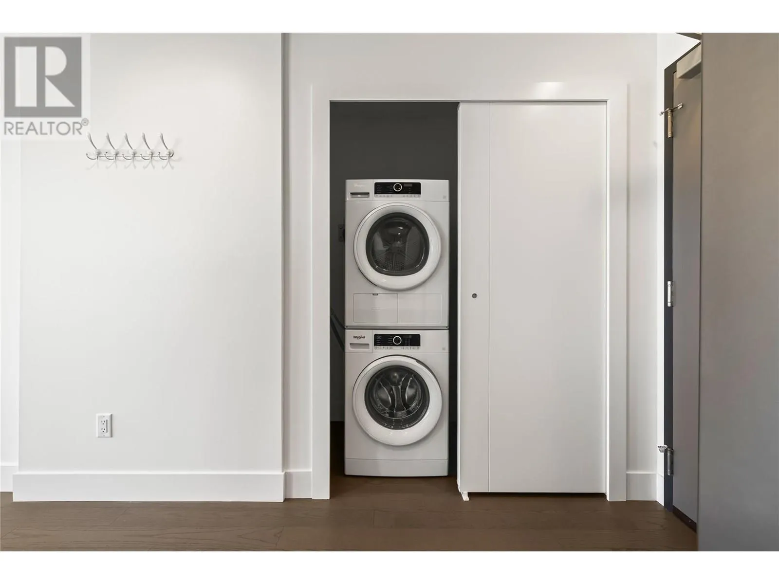 1181 Sunset Drive Unit# 2207