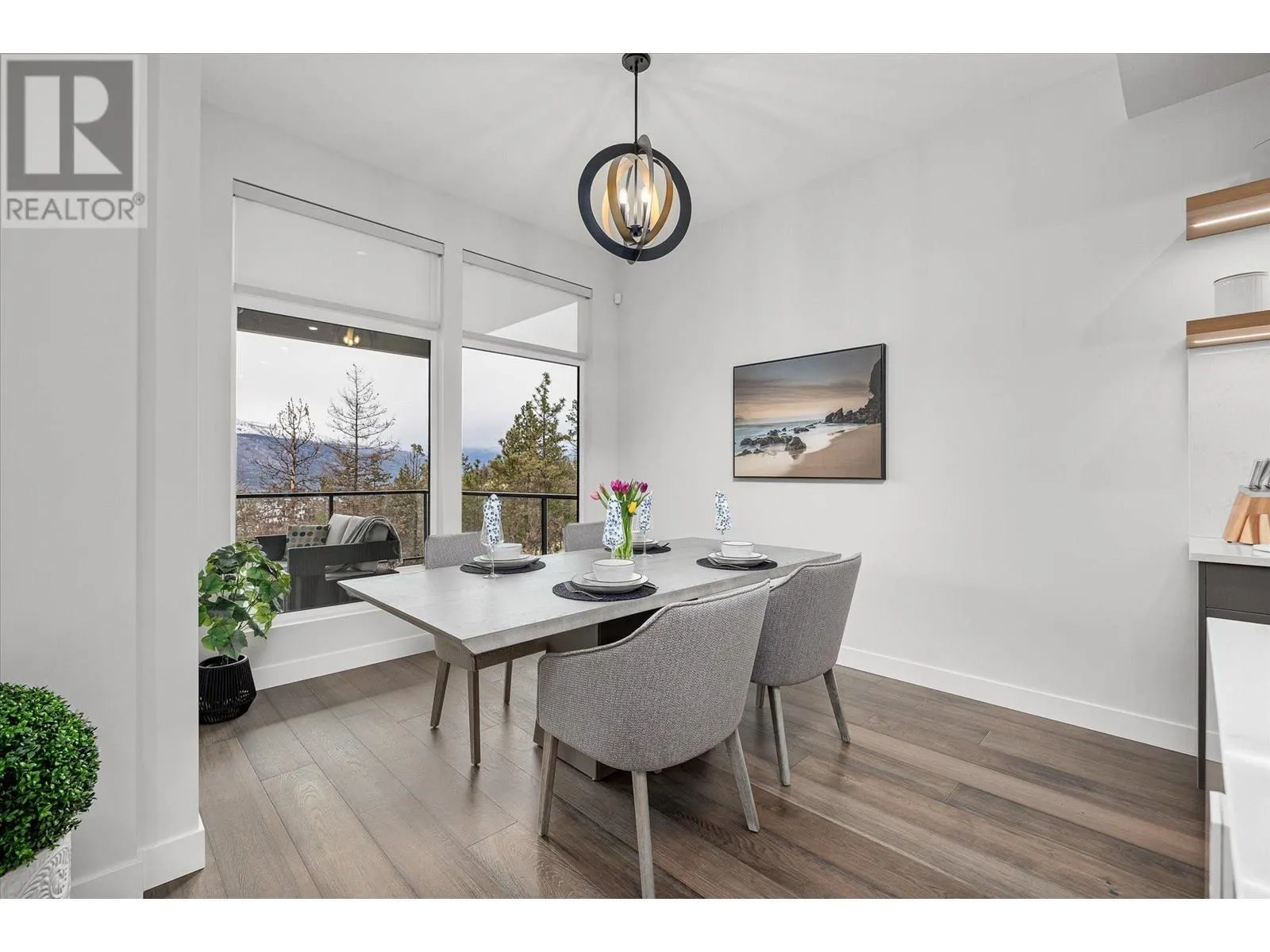 10058 Beacon Hill Drive
