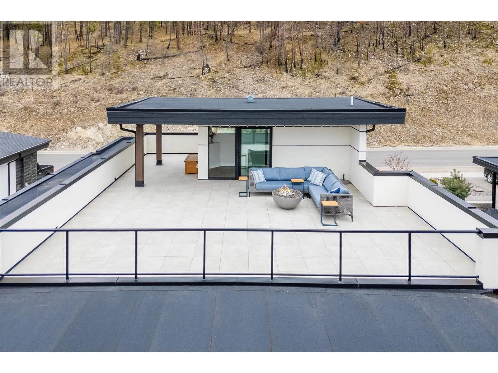 10058 Beacon Hill Drive