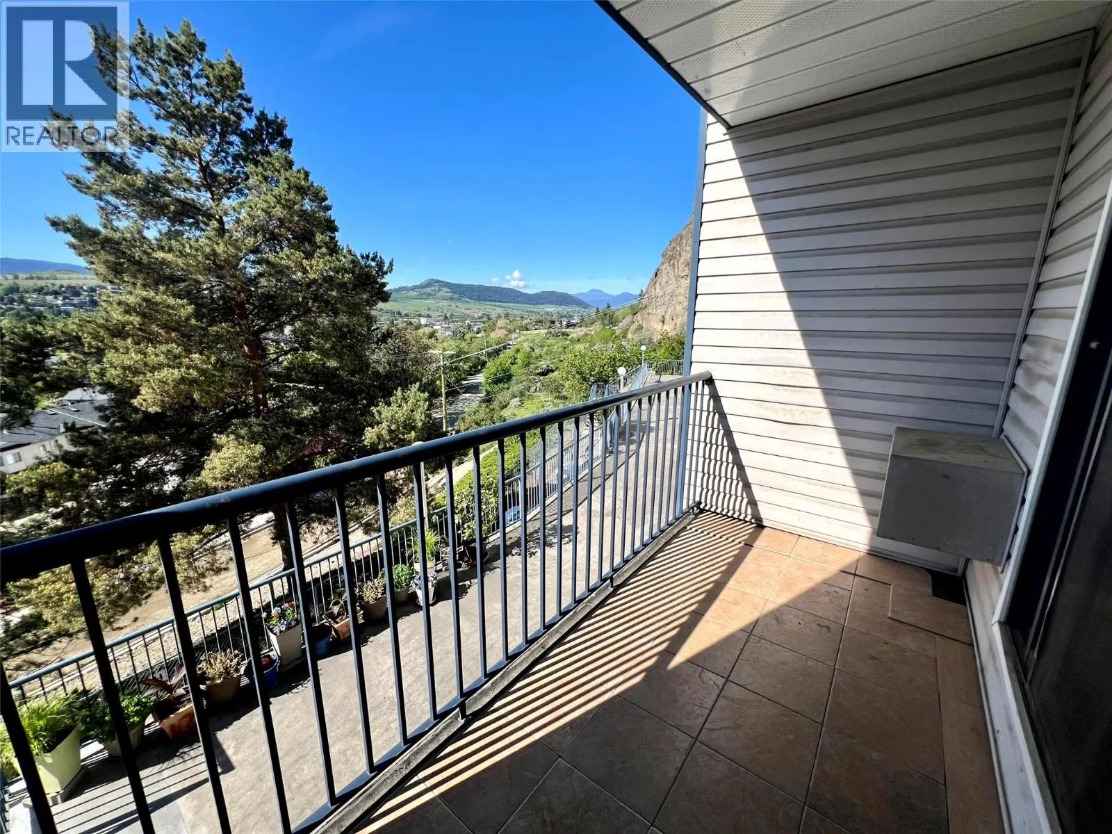 3901 32 Avenue Unit# 210